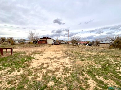 4 Yaz St, Yatahey, NM 87375 - photo 4
