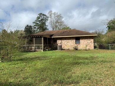 979 Union School Rd, Picayune, MS 39466 - photo 2