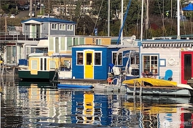 2401 N Northlake Way unit 7, Seattle, WA 98103 - photo 2