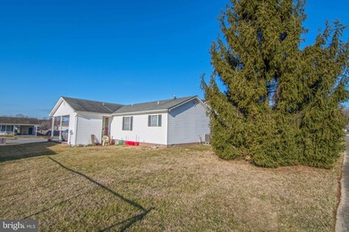 935 Dutchess Cir, Strasburg, VA 22657 - photo 6