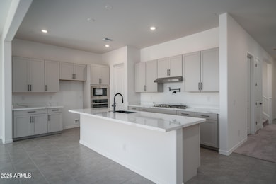 3) KITCHEN