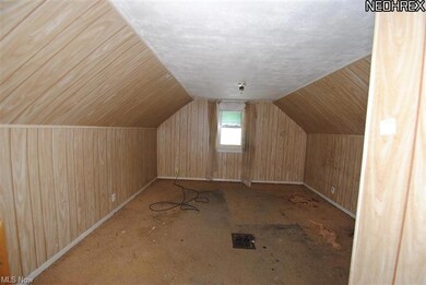 5202 Henry St, Maple Heights, OH 44137 - photo 6