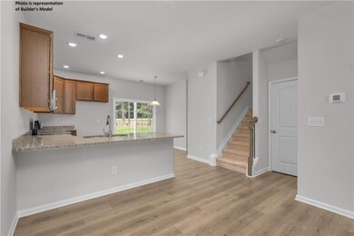 Laurel Gourmet Kitchen-Dining Area