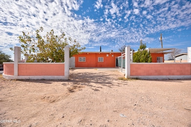 13099 Bowdoin Dr, Horizon City, TX 79928 - photo 3