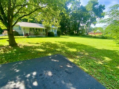 73 Poplar St, Rossville, GA 30741 - photo 2