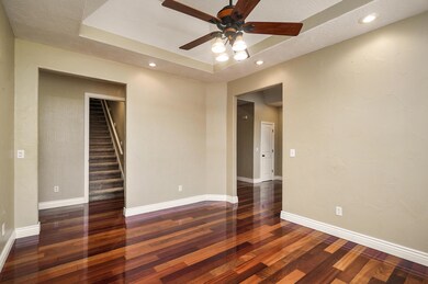 3839 Fox Grape St-8