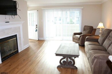 E-1 Constitution unit E-1, Linwood, NJ 08221 - photo 2