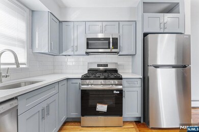 299 High St unit 1, North Arlington, NJ 07031 - photo 4