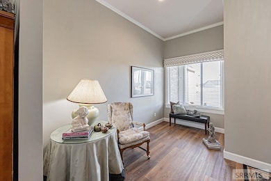 Sitting Room off Entry