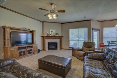2209 NE 15th St, Moore, OK 73160 - photo 7