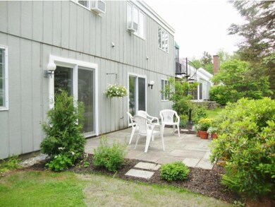 115 Hilltop Place unit 115, New London, NH 03257 - photo 6