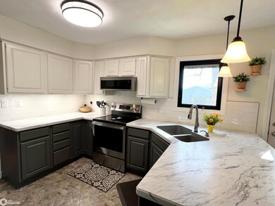 908 E 18th St N, Newton, IA 50208 - photo 6