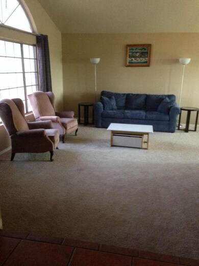 951 S Vine St, Chandler, AZ 85225 - photo 4