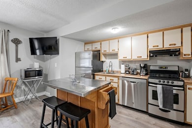 5 Blackstone Dr, Nashua, NH 03063 - photo 3