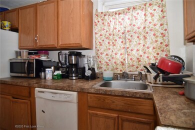 37 Daniel Ave unit 39, Providence, RI 02909 - photo 3