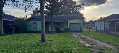 5713 Los Angeles St, Houston, TX 77026 - photo 4