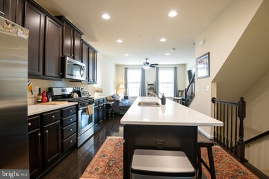 8153 Hollow Ct, Severn, MD 21144 - photo 2