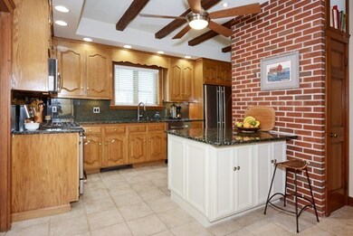 10 Beacon St, Danvers, MA 01923 - photo 4