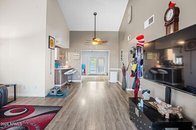5-web-or-mls-19424-n-10th-st