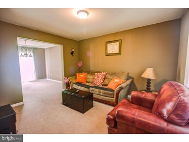 413 W 6th St, Lansdale, PA 19446 - photo 5