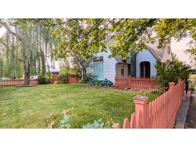 1018 NW Ellis Ave, Pendleton, OR 97801 - photo 7