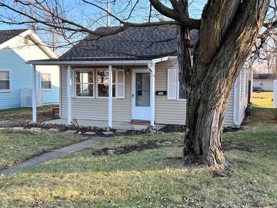 703 W Ensley Ave, Auburn, IN 46706 - photo 3