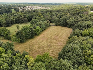 711 E Mag Motor Ln, Springfield, MO 65803 - photo 4