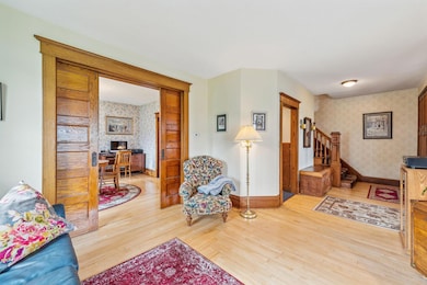 Did you notice the nice wood doors?