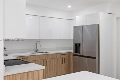 72 NE 186th Terrace, Miami, FL 33179 - photo 3