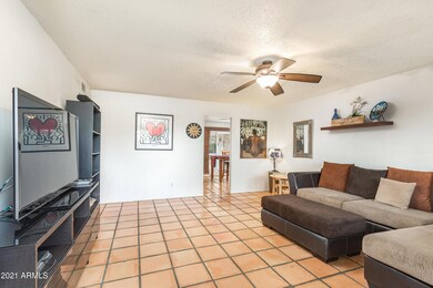 2722 S Jentilly Ln unit 1, Tempe, AZ 85282 - photo 4