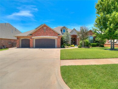 1305 Denver Cir, Moore, OK 73160 - photo 2