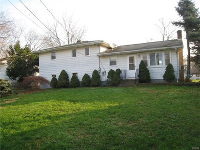 1569 Ralston Rd, Bethlehem, PA 18018 - photo 3
