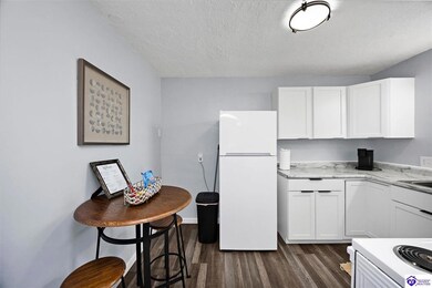 6249 N Dixie Hwy, Elizabethtown, KY 42701 - photo 7