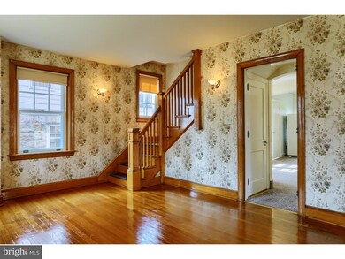 209 E Noble Ave, Shoemakersville, PA 19555 - photo 3