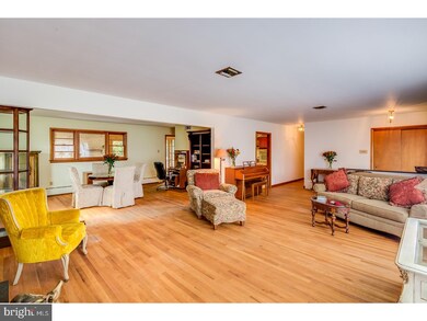 49 Oneida Ave, Moorestown, NJ 08057 - photo 5