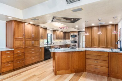 8426 N 15th Dr, Phoenix, AZ 85021 - photo 5