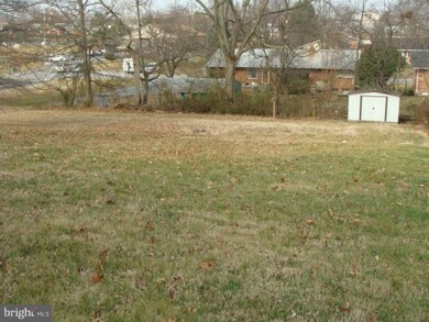 333 W 11th St, Front Royal, VA 22630 - photo 2