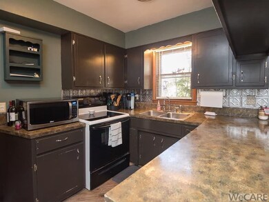 Photo 6