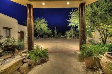 004_Front Entry View