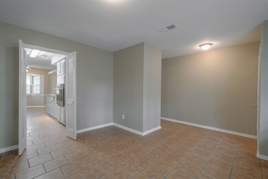 7234 Brook Stone Dr, Houston, TX 77040 - photo 6