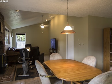 2509 SW Indian Mary Ct, Troutdale, OR 97060 - photo 7