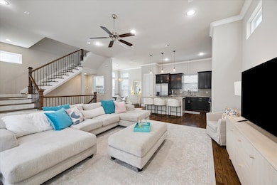 2504 Beall St unit B, Houston, TX 77008 - photo 6