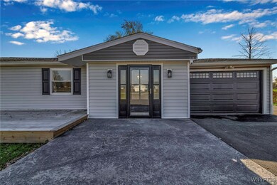 4990 Feigle Rd, Lockport, NY 14094 - photo 4