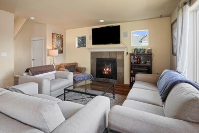 60960 Miles Ct, Bend, OR 97702 - photo 7