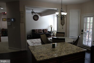 13028 Quay Ct, Woodbridge, VA 22193 - photo 5