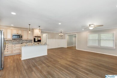 901 Brahma Street, Athens, AL 35611