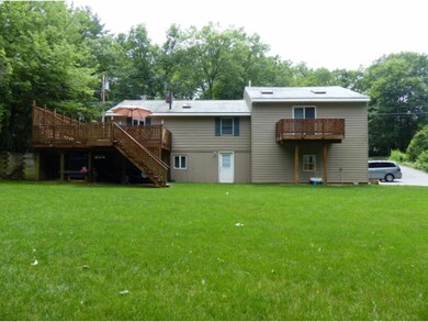 8 Moe St, Nashua, NH 03062 - photo 3