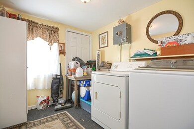 14 Brewer St, Worcester, MA 01609 - photo 7