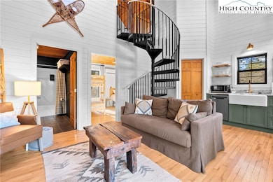 100 Bear Den Mountain View Dr, Marion, NC 28752 - photo 7