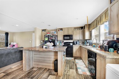 253 Denton Heights Ln, Weatherford, TX 76085 - photo 6